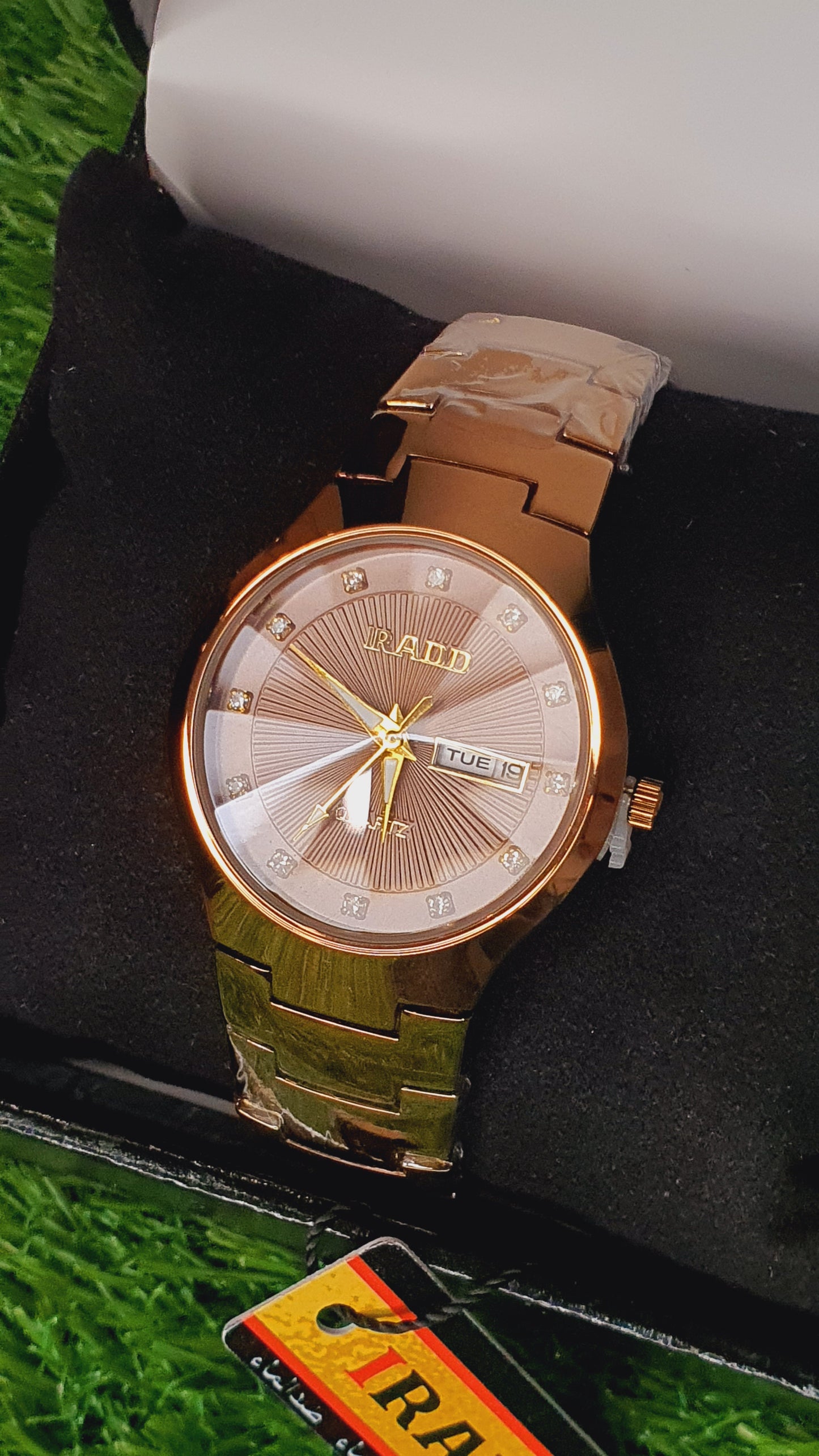 RADO-Style Gold-Tone Luxury Watch | Diamond-Set Indices & Day-Date Display